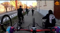 Edit Mtb#11Downhill po mieście/skaczę nad doniczkami/Psy!!!/mały zlot