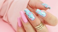Cute easy flowers pattern nails art tutorial / Gabrielle Nails Charbonne