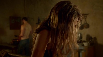 S02E01 Urodzeni w USA