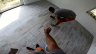 Odcinek 243.  Budowa domu do 70m2.  Fugowanie podłogi.
