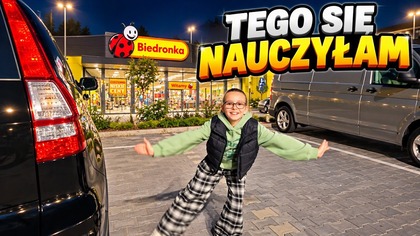 TAŃCZĘ NA ŚRODKU PARKINGU POD BIEDRONKĄ  Byłam na próbnej lekcji tańca nowoczesnego  Daily Vlog