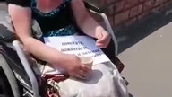 Cudowne ozdrowienie osoby niepełnosprawnej żebrzącej na wózku