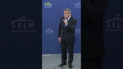 Spięcie polityków PiS z dziennikarką TVN.  Niech się pani nie kompromituje! #shorts