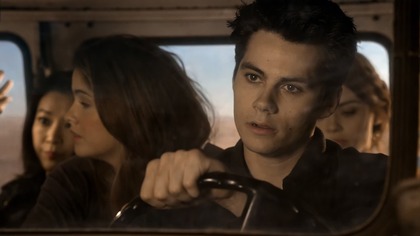 Teen Wolf S04E01 Ciemny Księżyc