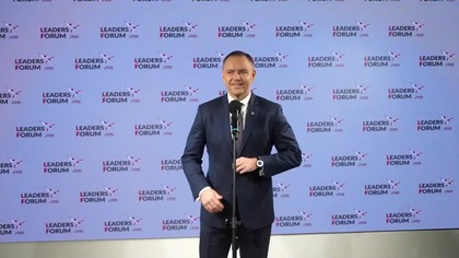 TEGO NIE POKAŻĄ W TVP! NAWROCKI WBIŁ SZPILĘ DZIENNIKARZOWI TELEWIZJI W LIKWIDACJI PROSTO Z DAVOS!