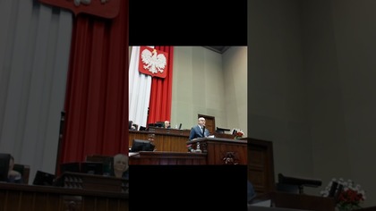 POSEŁ OPOZYCJI W KAJDANKACH Z SEJMOWEJ MÓWNICY - SYMBOL RZĄDÓW TUSKA #DariuszMatecki
