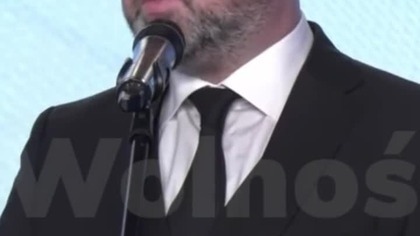 HIT PIS PRZEPRASZA MENTZENA