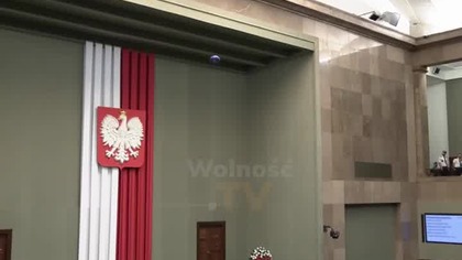 KONFEDERATA Z OGROMNĄ PREZERWATYWĄ Z WIZERUNKIEM TUSKA!