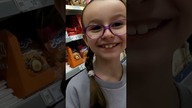   KLIKNIJ WYŻEJ   Co ja mam kupić? Dziwna lista zakupów #fikimikiagatkiimoniki