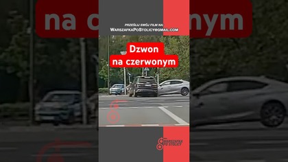 Chwila nieuwagi na skrzyżowaniu może kosztować bardzo dużo #warszawa #kierowca #kolizja