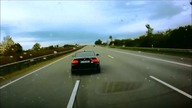 Policyjny VW Transporter vs  BMW 335