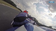 Płeć piękna na motocyklu - kamera prz&oacute;d i tył