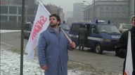 Polska Kronika Filmowa nr 7 z 1994 r.  – W pochodzie, Zelów - łyk nadziei, Dzieci Marszałka