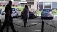 Nie tylko Magda Mołek ma obstawę. Kingę Rusin straż TVN też odprowadza do auta po nagraniu [plotek]