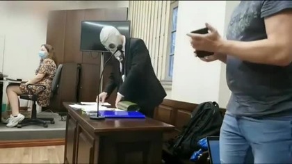 Zbrodnicza decyzja o sprowadzeniu niebieskich terroryst&oacute;w