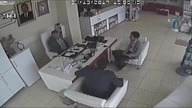 Siedzisz sobie spokojnie w aptece aż tu nagle