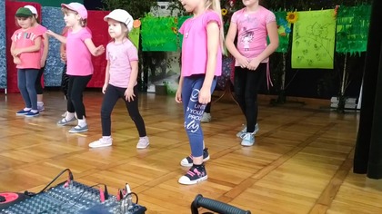 Pokazy taneczne podczas XXII Biegów Ulicznych w Markuszowie - 7. 07. 2019 r.  #1