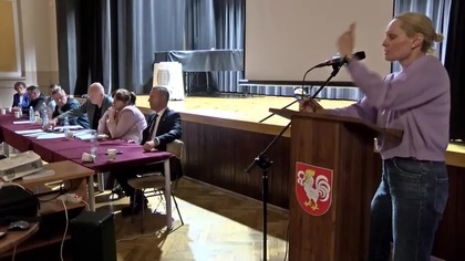 WIATR ZMIAN W KUROWIE?- MIESZKAŃCY GMINY PROTESTUJĄ PRZECIWKO WIATRAKOM, SPALARNI I SORTOWNI ODPAD&Oacute;W