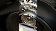 90% kierowców tego nie robi.  A Ty? #diy #carcare #samochodyuzywane #mechanik #wymianaoleju