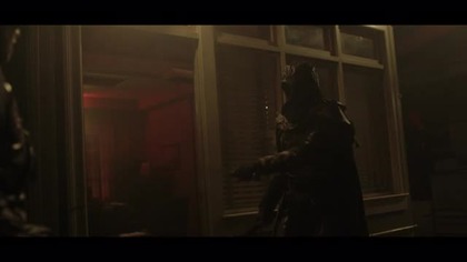 Rycerze Gotham zdają sobie sprawę, że wzajemne zaufanie może być jedynym sposobem na uratowanie siebie i miasta. 