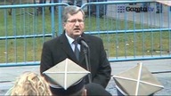 Komorowski: To jest Pomnik odruchu serca a nie kalkulacji
