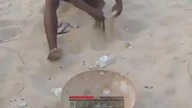 mużynek je piach
