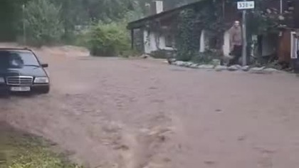 Czy zdołają ich uratować  Ciężkie chwile