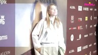 Fenomenalna Kamila Baar na premierze filmu [Plotek]