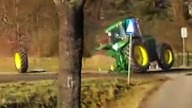 Poważna usterka ciągnika rolniczego