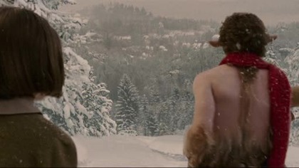 Lew, czarownica i stara szafa.