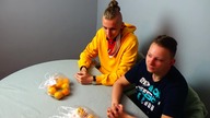 obieramy mandarynki. mp4