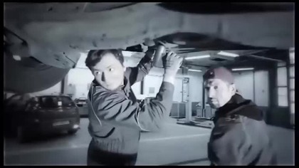 ZE ZDZIWIENIEM ODNOSZĘ WRAŻENIE, ŻE PIOSENKA TA NAGLE ZNOWU STAŁA SIĘ PIOSENKĄ NA CZASIE mp4 686x432
