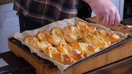 Drożdżowe zawijasy z masą serową - bułeczki do kawki i dla teściowej / Oddaszfartucha