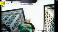 Avril Lavigne - Sk8er Boi (MTV 90s UK)