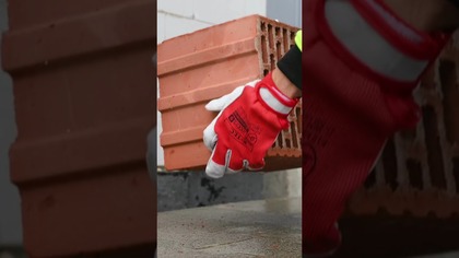 Chwyta raz.  Trzyma na zawsze.  Bravo! 