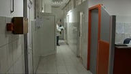 3 Интензивна нега на токсикологија полна со пациенти затруени со киселини и средства за чистење