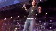 Bon Jovi feat.  Christina Stürmer - Who says you cant go home (Live in Stockholm)