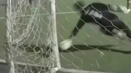 Amazing amateur goalkeeper saves are world class...!!!