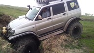 UAZ PATRIOT pr&oacute;bny przyjazd na КРАЗовских kołach!!!! 