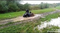 Zakopał się w błocie zobacz co zrobił !!!