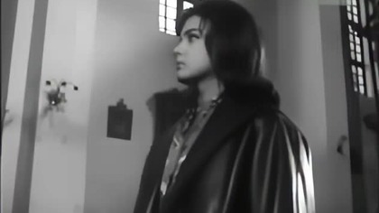 Weekendy (1963) Julia (1) - AUTOBUSY JAK ŻÓŁWIE (2)