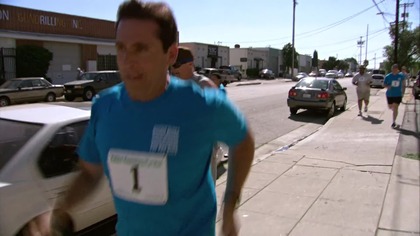 Biuro S04e01 Bieg Charytatywny