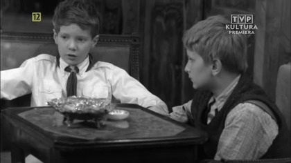 Jeden z pierwszych film&oacute;w znanego węgierskiego reżysera Istvana Szabo. Poetycka opowieść o człowieku stwarzającym mit swojego ojca, kt&oacute;ry jednocześnie nie potrafi wyzwolić się spod jego niszczącej siły. 