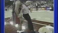 Charles Barkley vs maskotka denver nugget