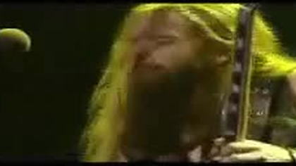 I to jest sol&oacute;wa na gitarze