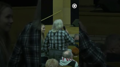 CO TAM SIĘ DZIAŁO  EMERYT DAŁ CZADU.  PORÓWNAŁ TUSKA DO HITLERA