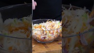 Surówka z kiszonej kapusty / Oddaszfartucha #autopromocja #food #pewnidobregoprzepisu