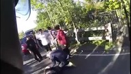Polski motocyklista ratuje zycie duszacej sie kobiecie! LONDYN