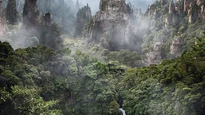 Tomb Invader (2018).pl