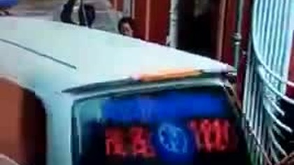 Oto dlaczego podczas jazdy skuterem warto nosić kask 18+